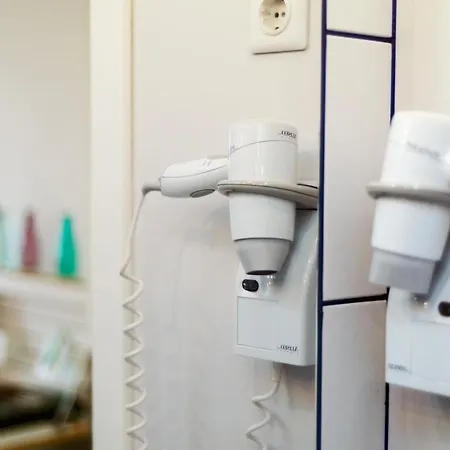 Nunohotel 3* Kolín nad Rýnem
