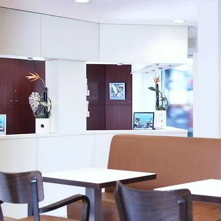 Hotel Nunohotel Kolín nad Rýnem