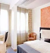 Nunohotel 3* Kolín nad Rýnem