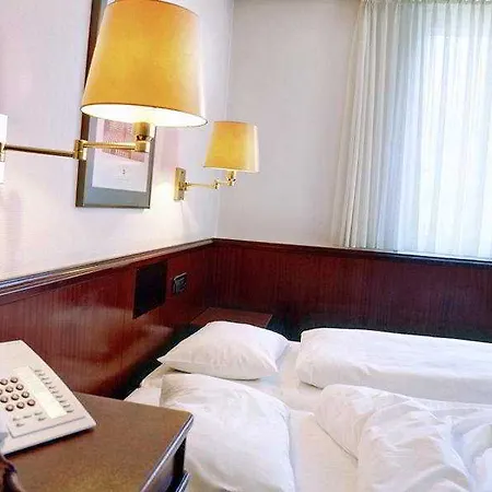 Nunohotel فندق كولونيا