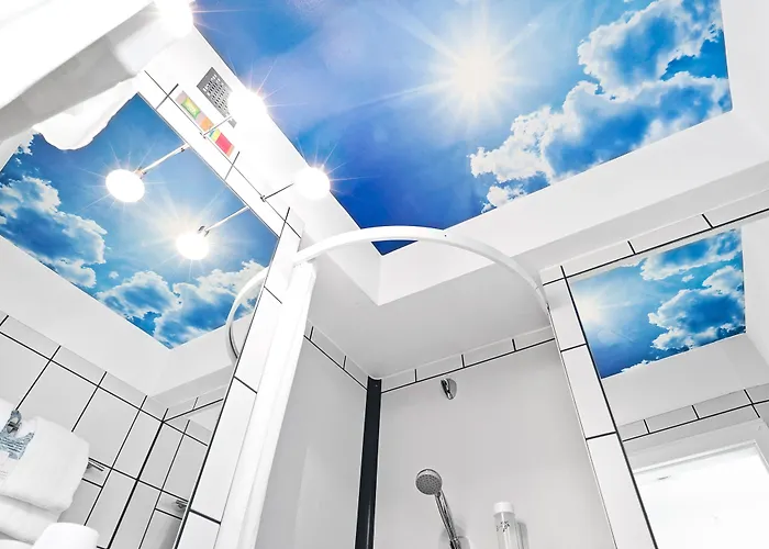 Nunohotel 3* Kolín nad Rýnem